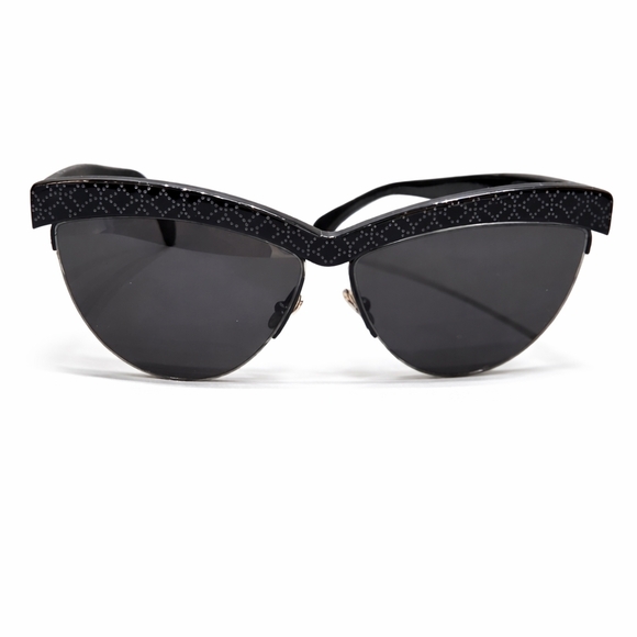 ALAIA Cateye Black Studded Women's Sunglasses, NWT and Package - Picture 3 of 13